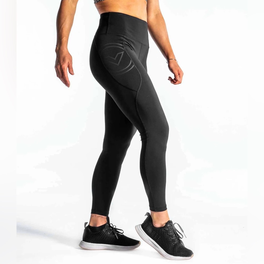 Virus USA EAu7 Tech Pants